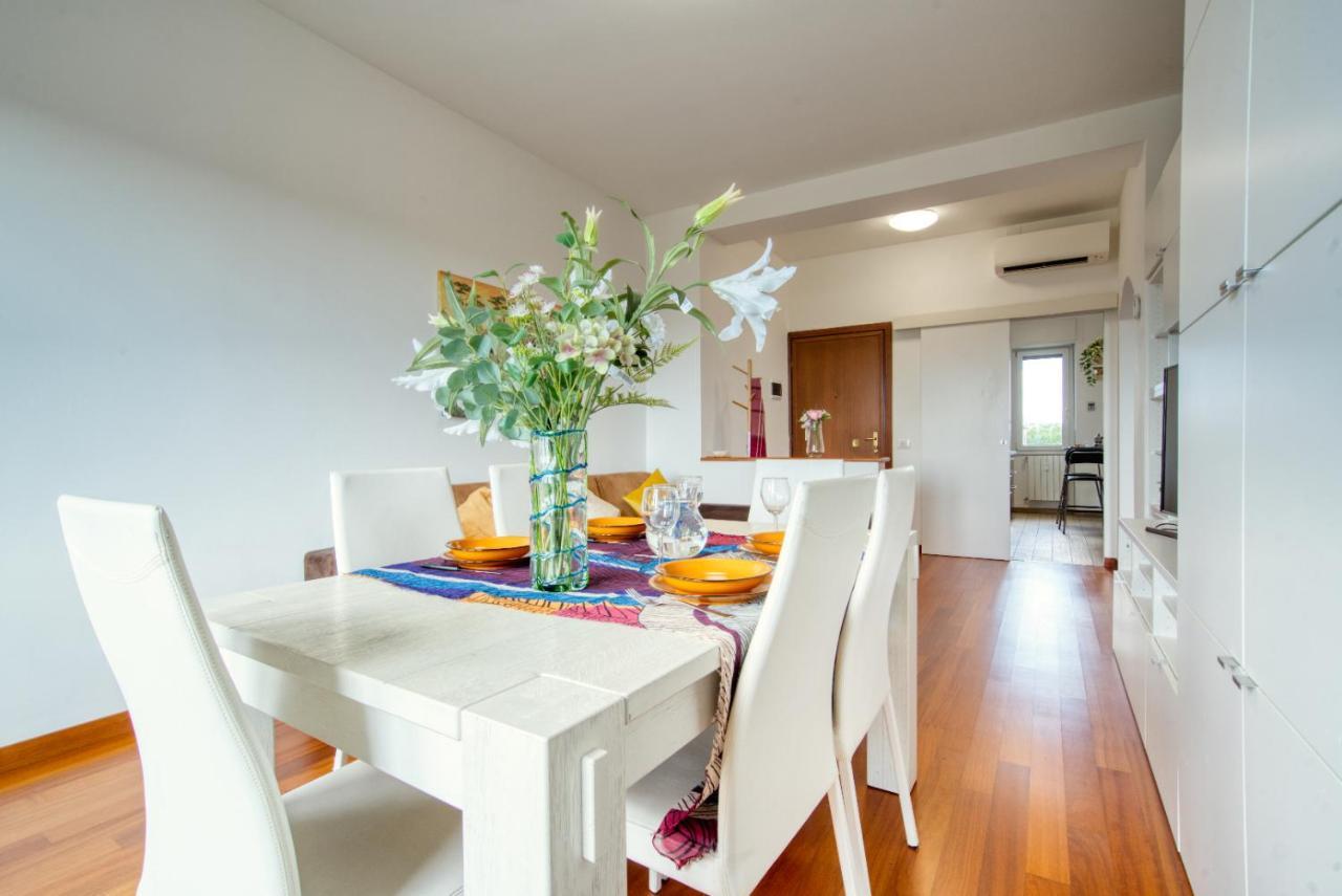 Caseospitali - Casa Park View, Ampio Trilocale Per Famiglie Sul Parco Milaan Buitenkant foto