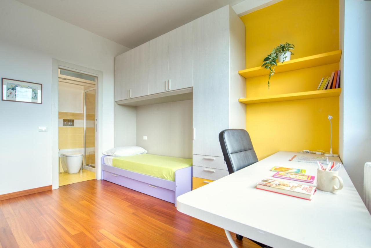 Caseospitali - Casa Park View, Ampio Trilocale Per Famiglie Sul Parco Milaan Buitenkant foto