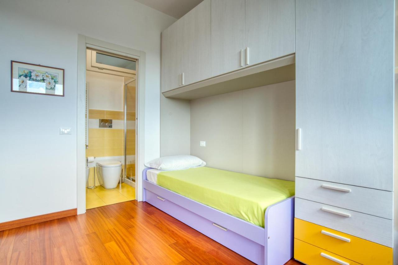 Caseospitali - Casa Park View, Ampio Trilocale Per Famiglie Sul Parco Milaan Buitenkant foto