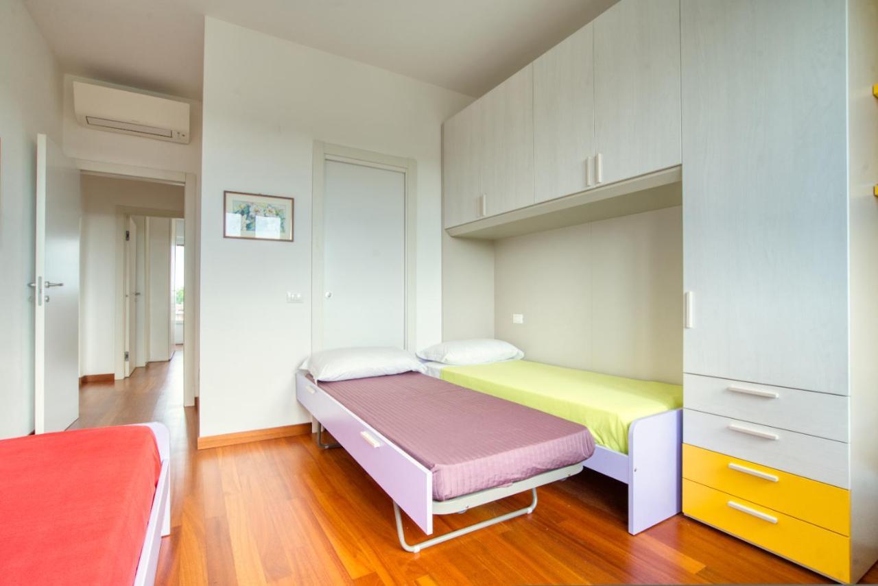 Caseospitali - Casa Park View, Ampio Trilocale Per Famiglie Sul Parco Milaan Buitenkant foto